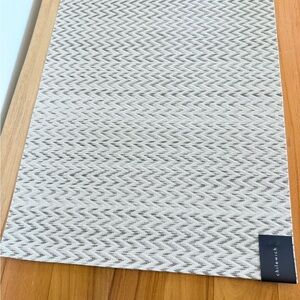 4 x Chilewich Neutral Chevron Placemats